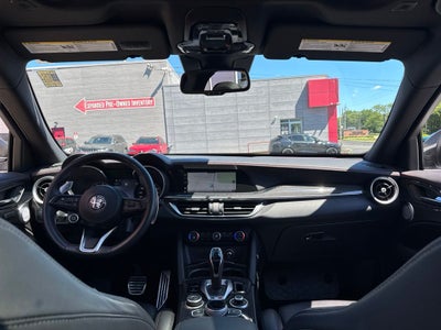 2023 Alfa Romeo Stelvio Estrema