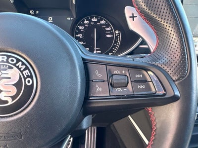 2023 Alfa Romeo Stelvio Estrema