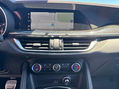 2023 Alfa Romeo Stelvio Estrema