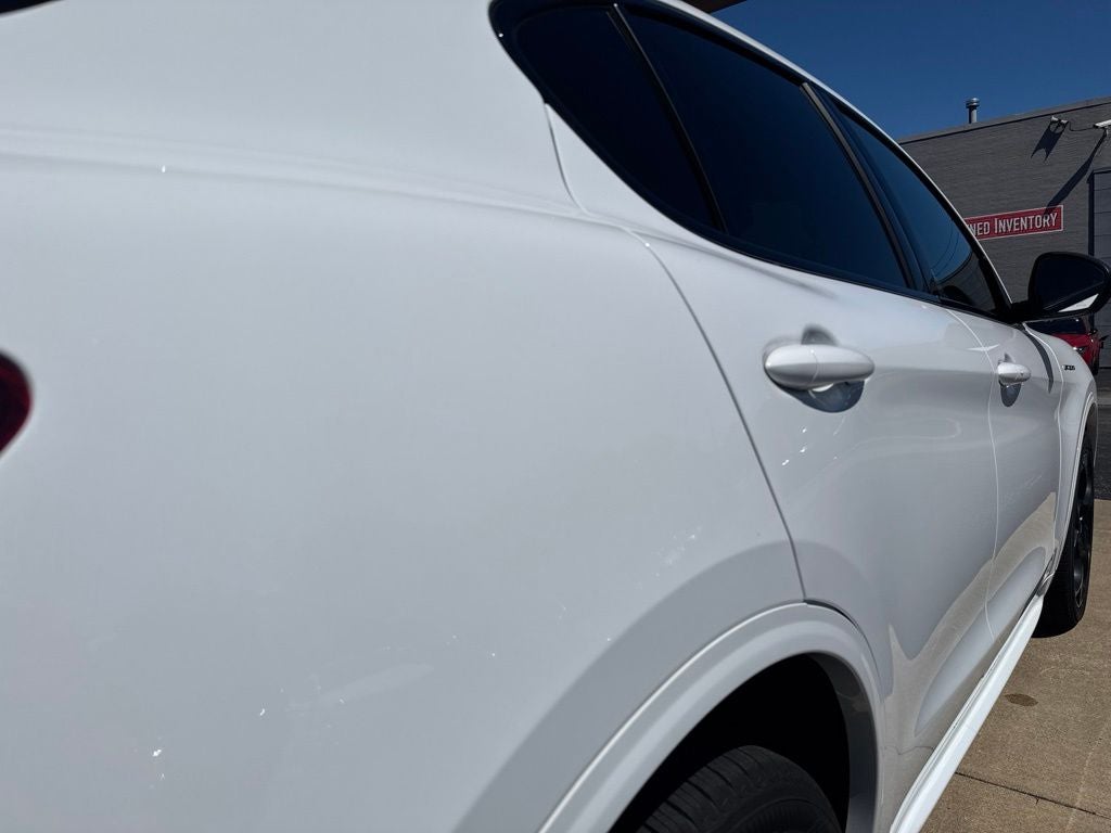 2023 Alfa Romeo Stelvio Estrema