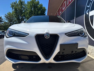 2023 Alfa Romeo Stelvio Estrema