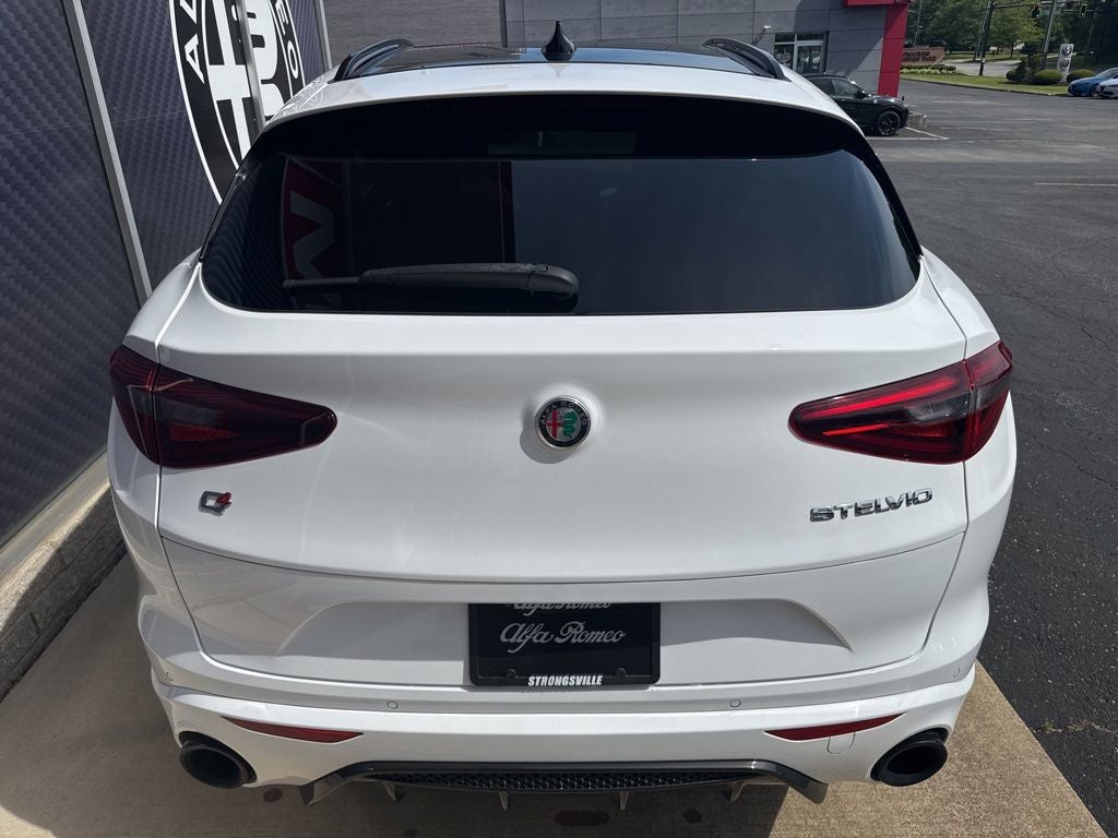 2023 Alfa Romeo Stelvio Veloce