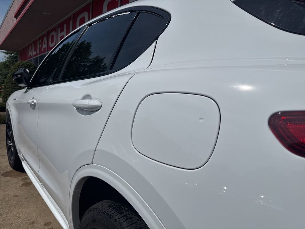 2023 Alfa Romeo Stelvio Veloce