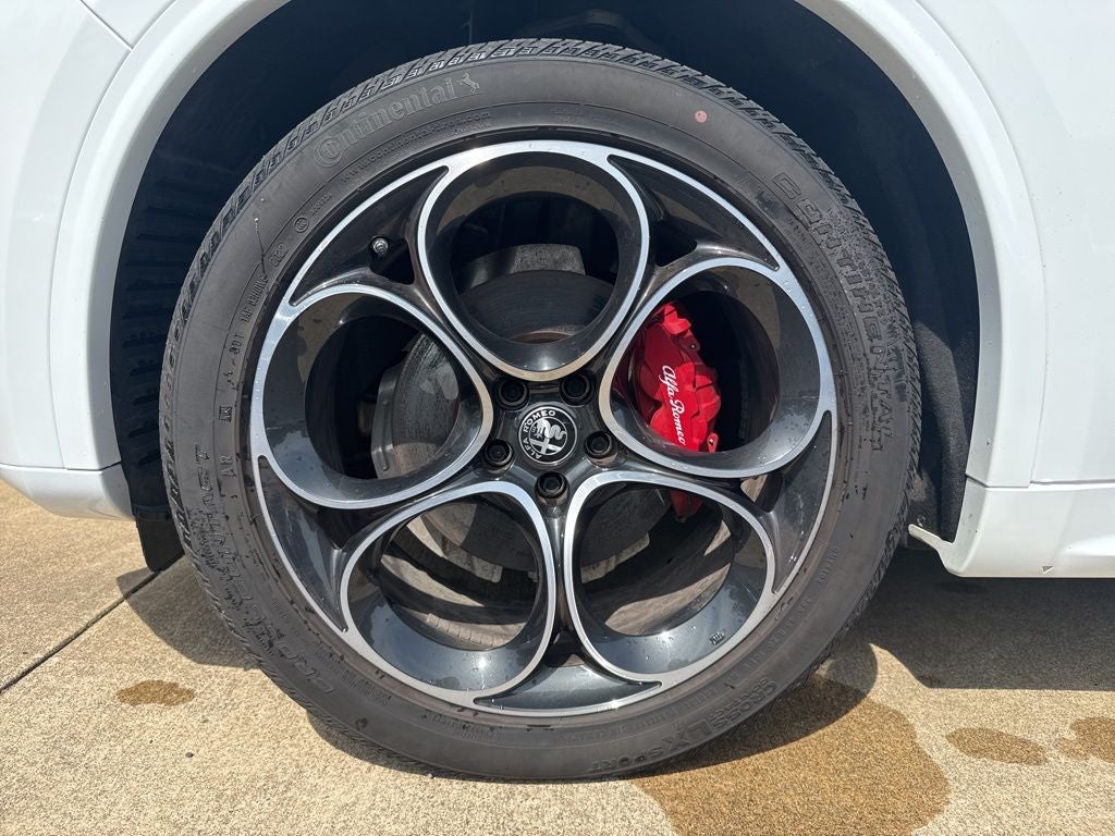 2023 Alfa Romeo Stelvio Veloce