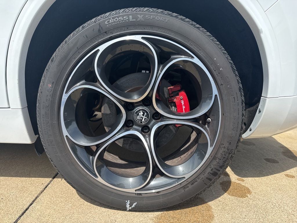 2023 Alfa Romeo Stelvio Veloce