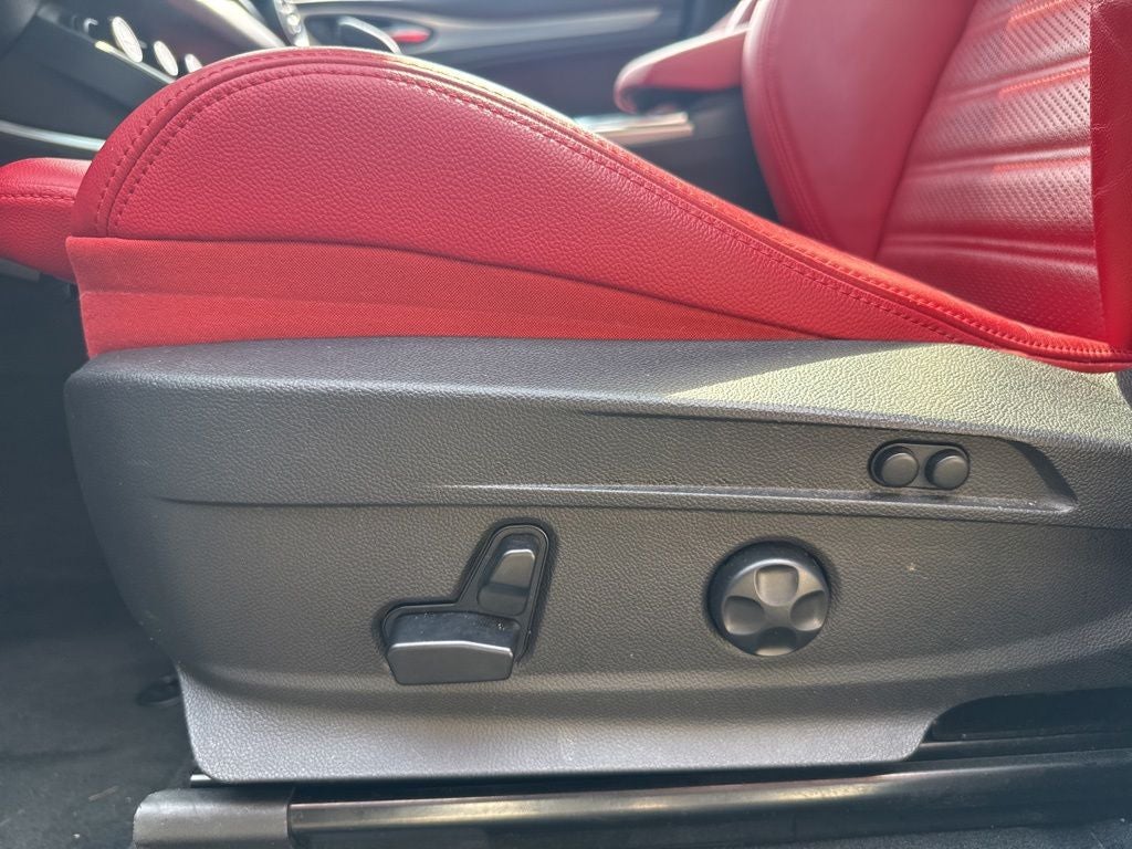 2023 Alfa Romeo Stelvio Veloce