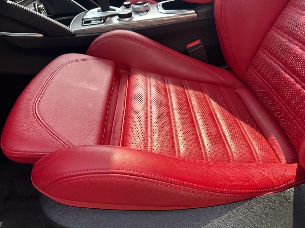 2023 Alfa Romeo Stelvio Veloce