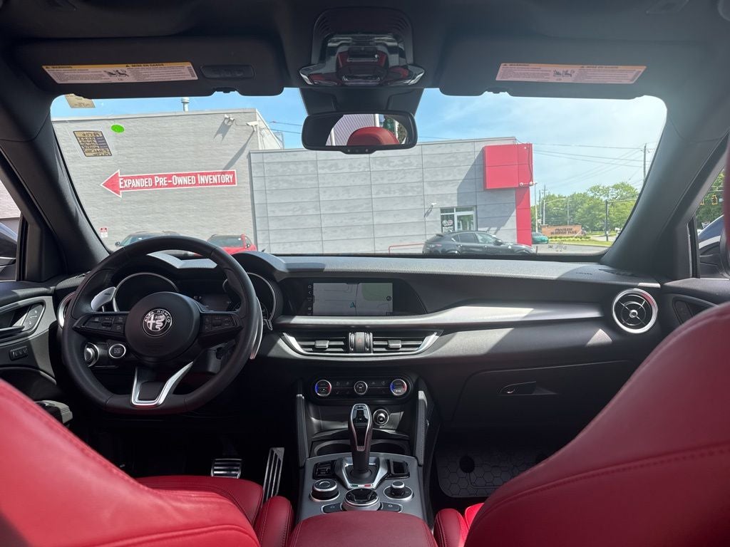 2023 Alfa Romeo Stelvio Veloce