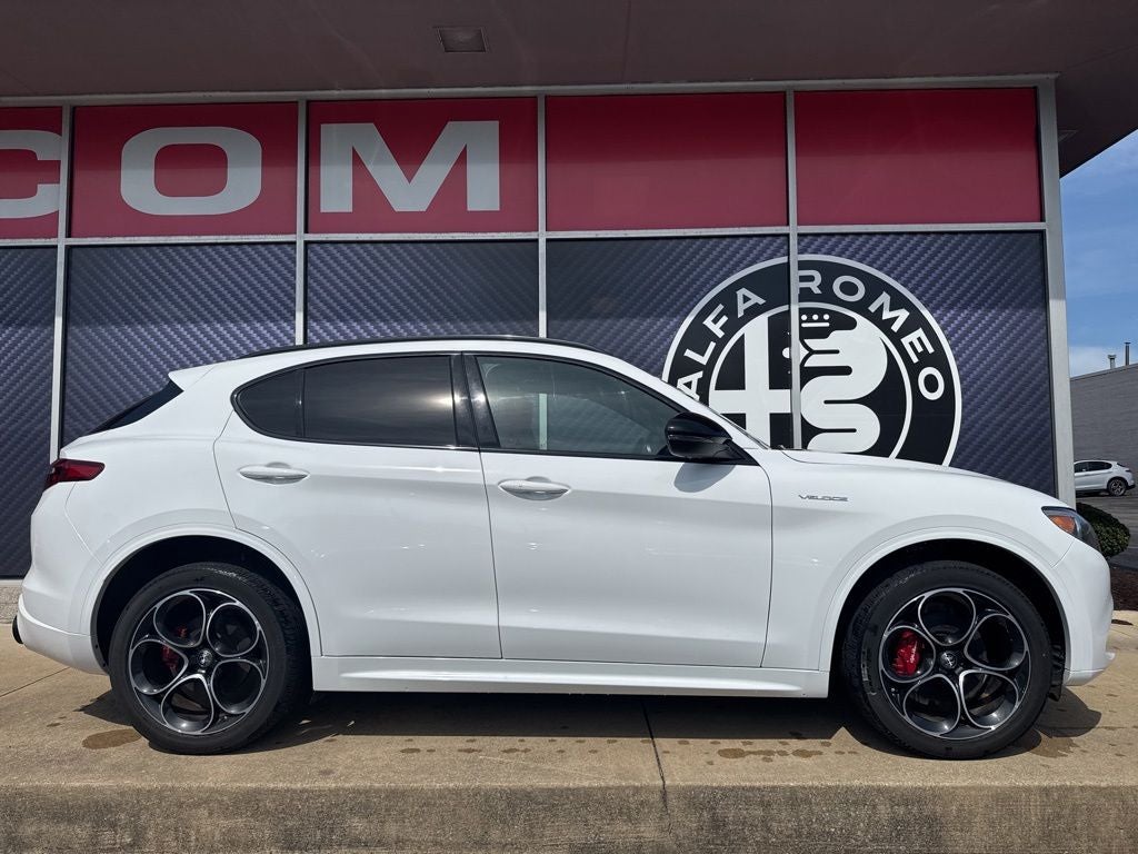 2023 Alfa Romeo Stelvio Veloce