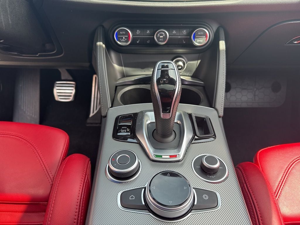 2023 Alfa Romeo Stelvio Veloce
