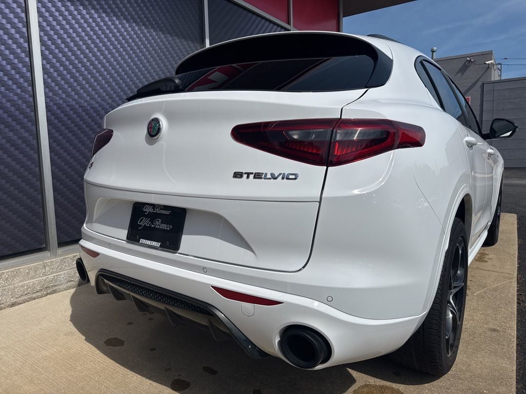 2023 Alfa Romeo Stelvio Veloce