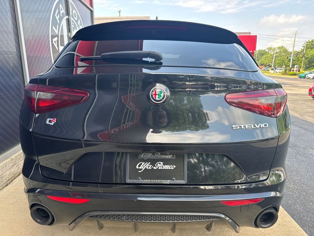 2023 Alfa Romeo Stelvio Veloce
