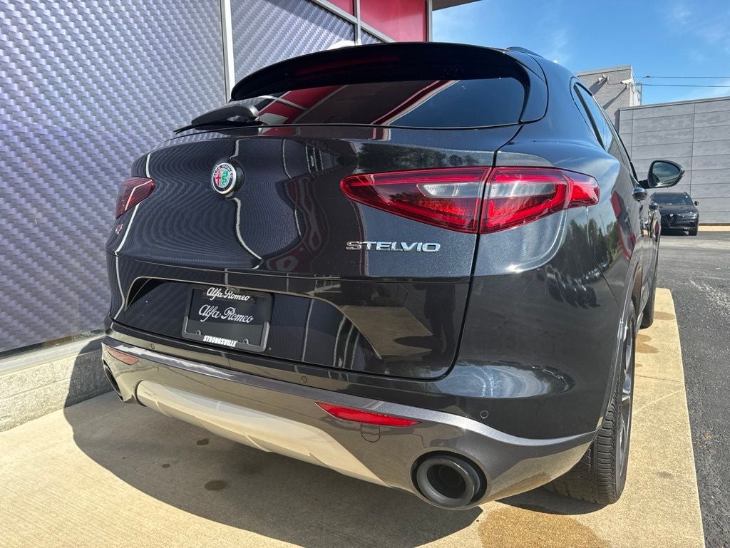 2023 Alfa Romeo Stelvio Ti