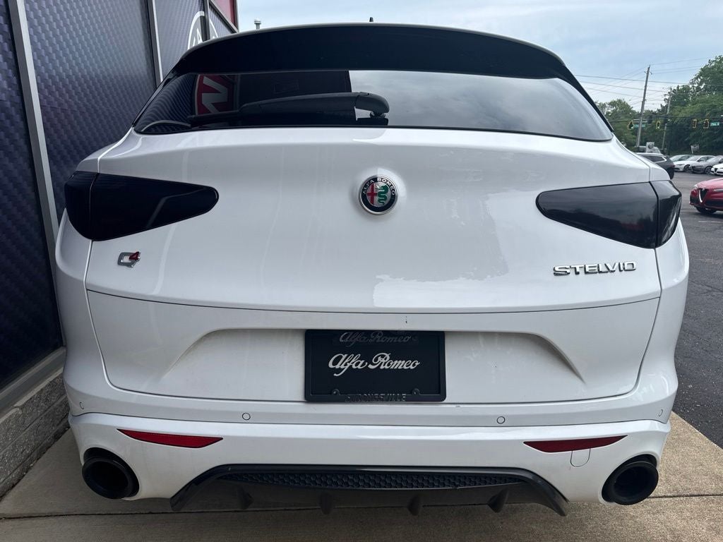 2023 Alfa Romeo Stelvio Veloce