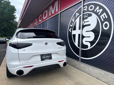 2023 Alfa Romeo Stelvio Veloce