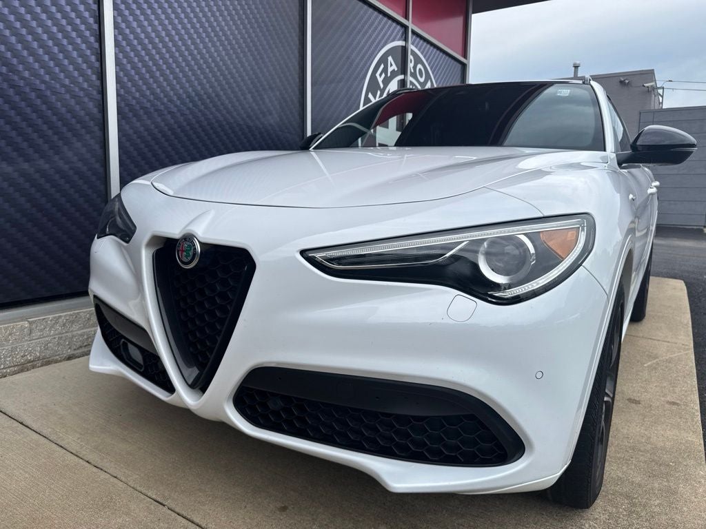 2023 Alfa Romeo Stelvio Veloce