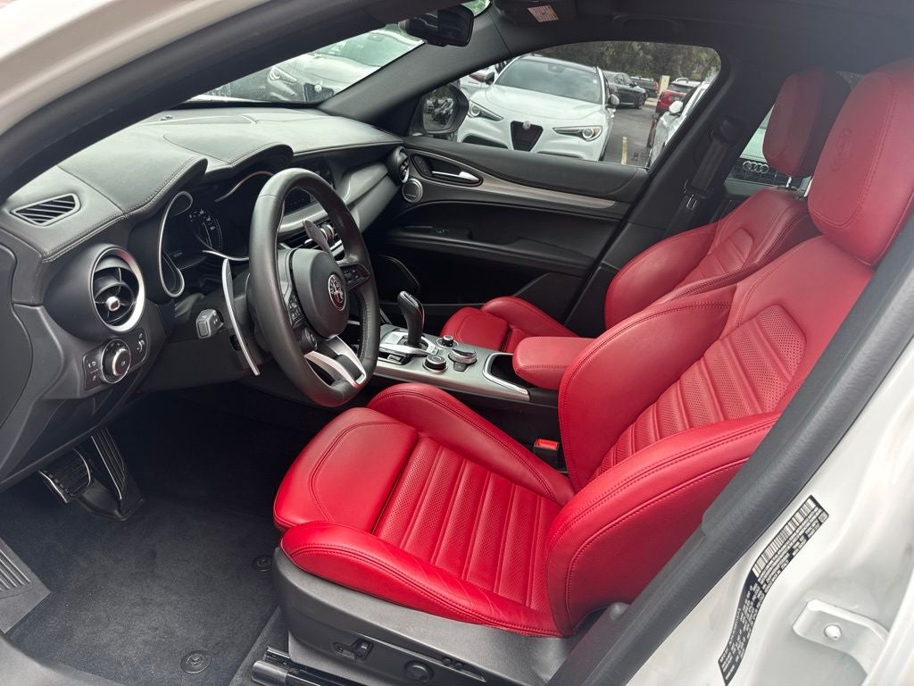 2023 Alfa Romeo Stelvio Veloce