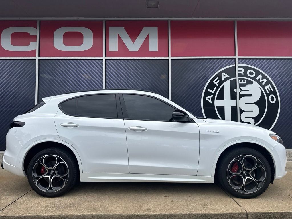 2023 Alfa Romeo Stelvio Veloce