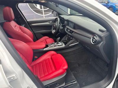 2023 Alfa Romeo Stelvio Veloce