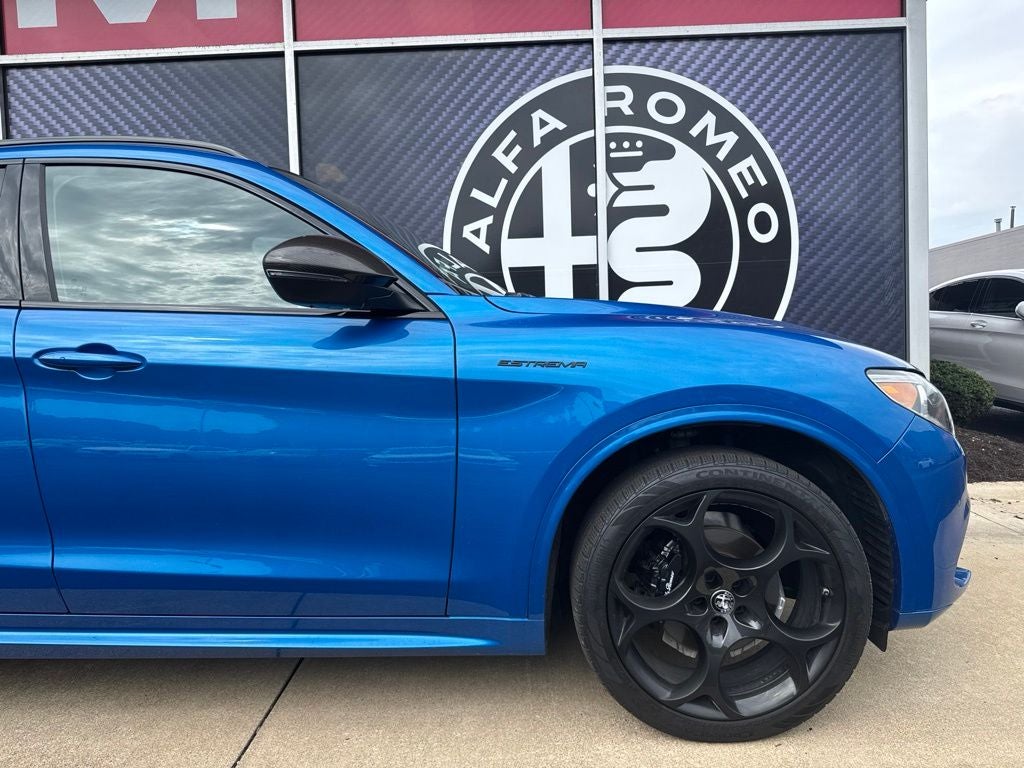 2023 Alfa Romeo Stelvio Estrema
