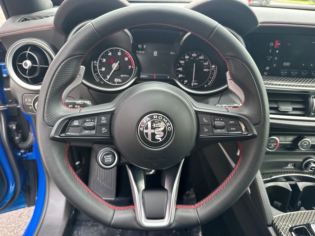 2023 Alfa Romeo Stelvio Estrema