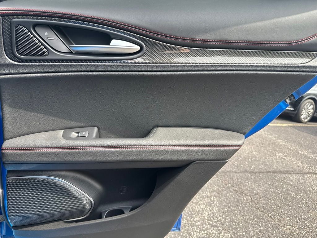 2023 Alfa Romeo Stelvio Estrema