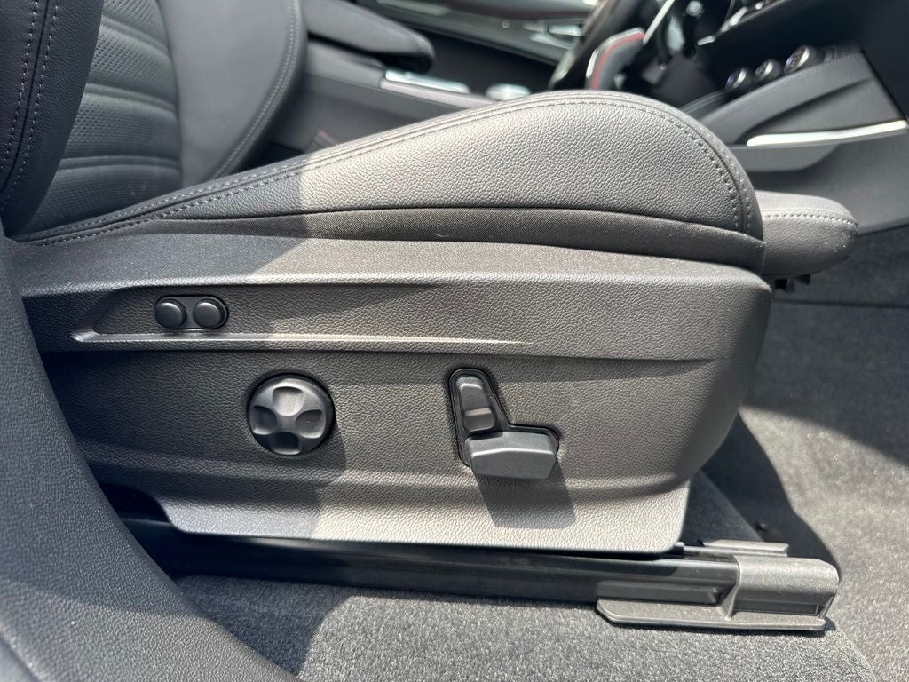 2023 Alfa Romeo Stelvio Estrema