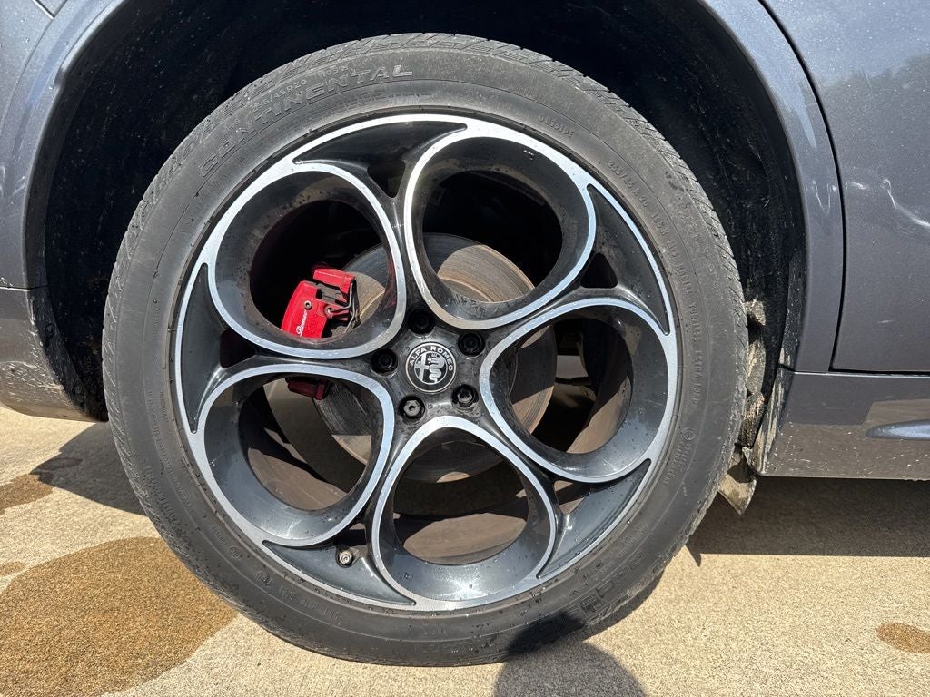 2022 Alfa Romeo Stelvio Veloce