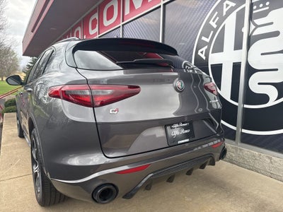 2022 Alfa Romeo Stelvio Veloce