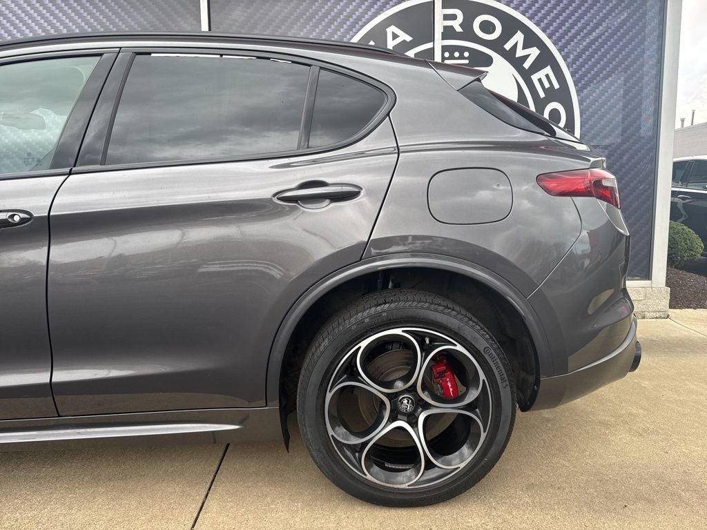 2022 Alfa Romeo Stelvio Veloce