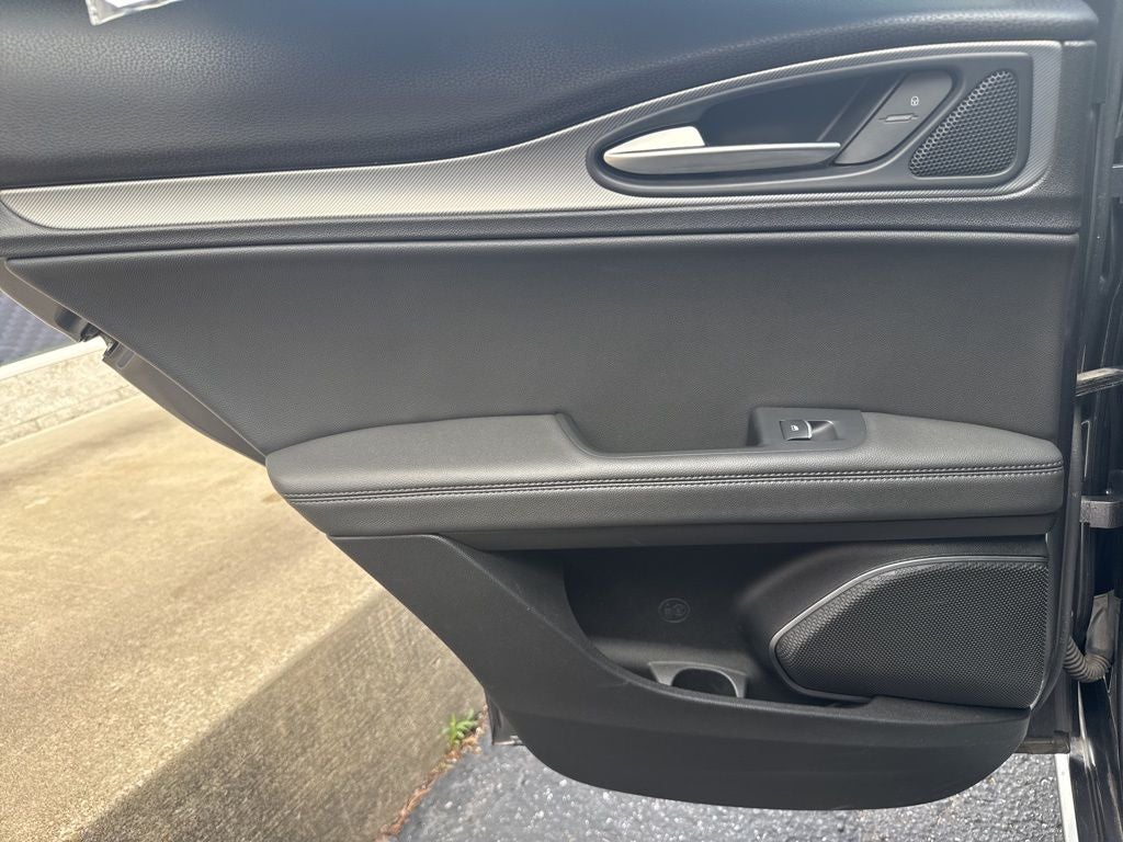 2022 Alfa Romeo Stelvio Veloce