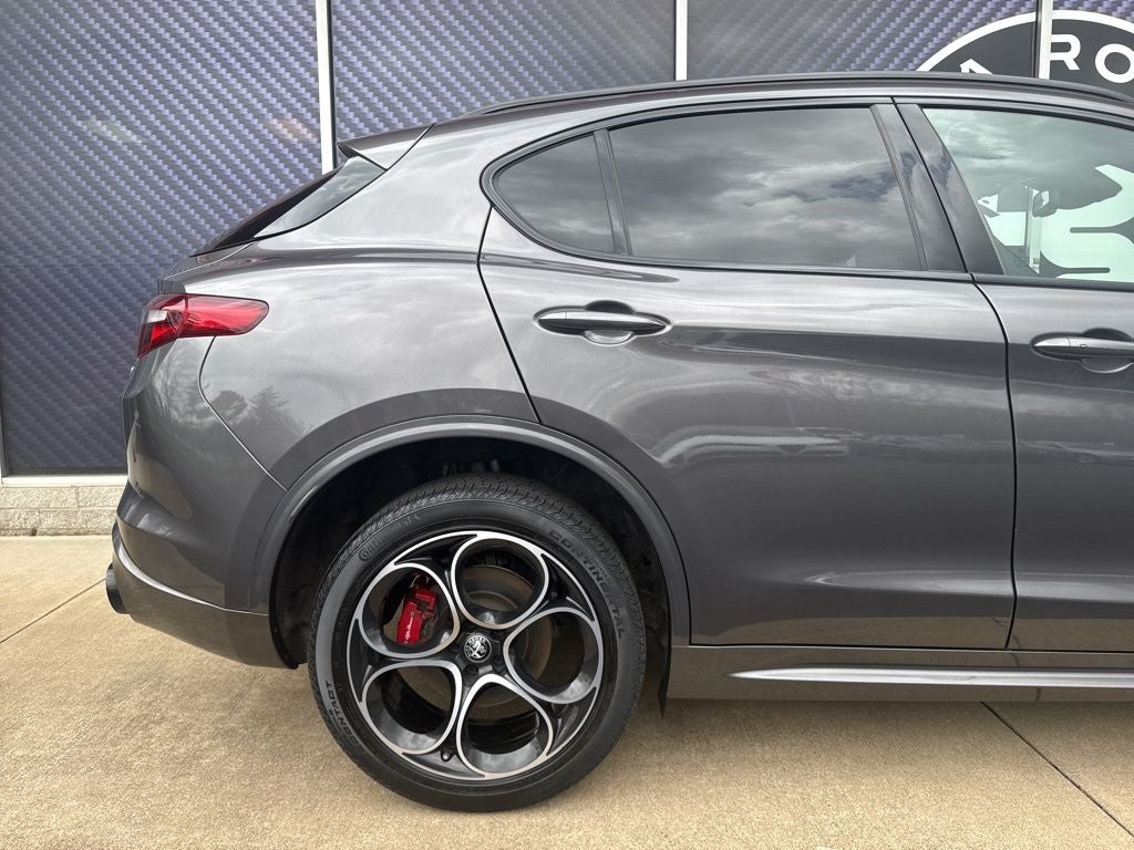 2022 Alfa Romeo Stelvio Veloce