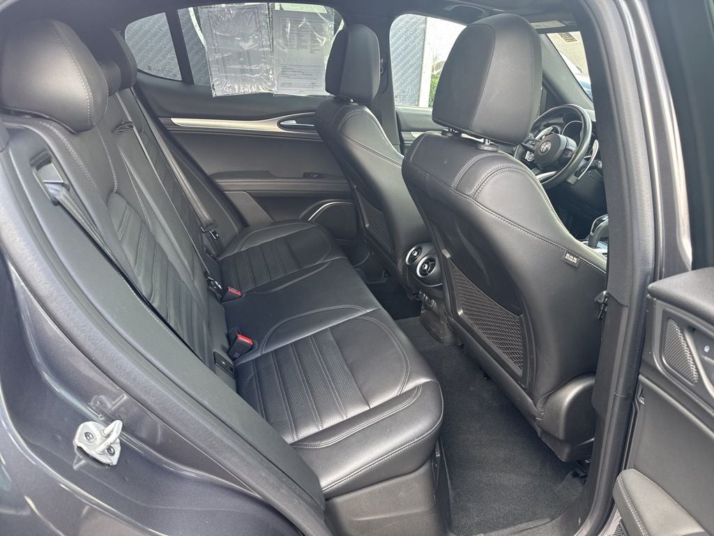 2022 Alfa Romeo Stelvio Veloce