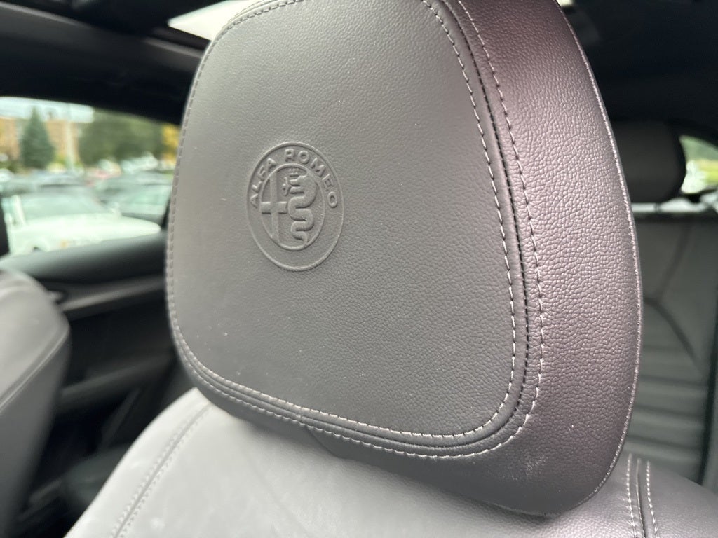 2022 Alfa Romeo Stelvio Veloce