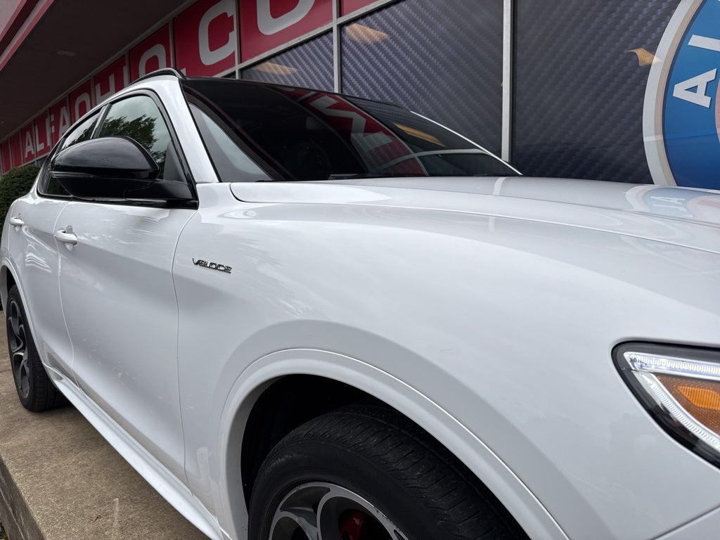 2022 Alfa Romeo Stelvio Veloce