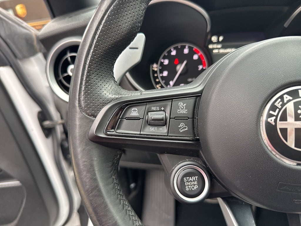 2022 Alfa Romeo Stelvio Veloce