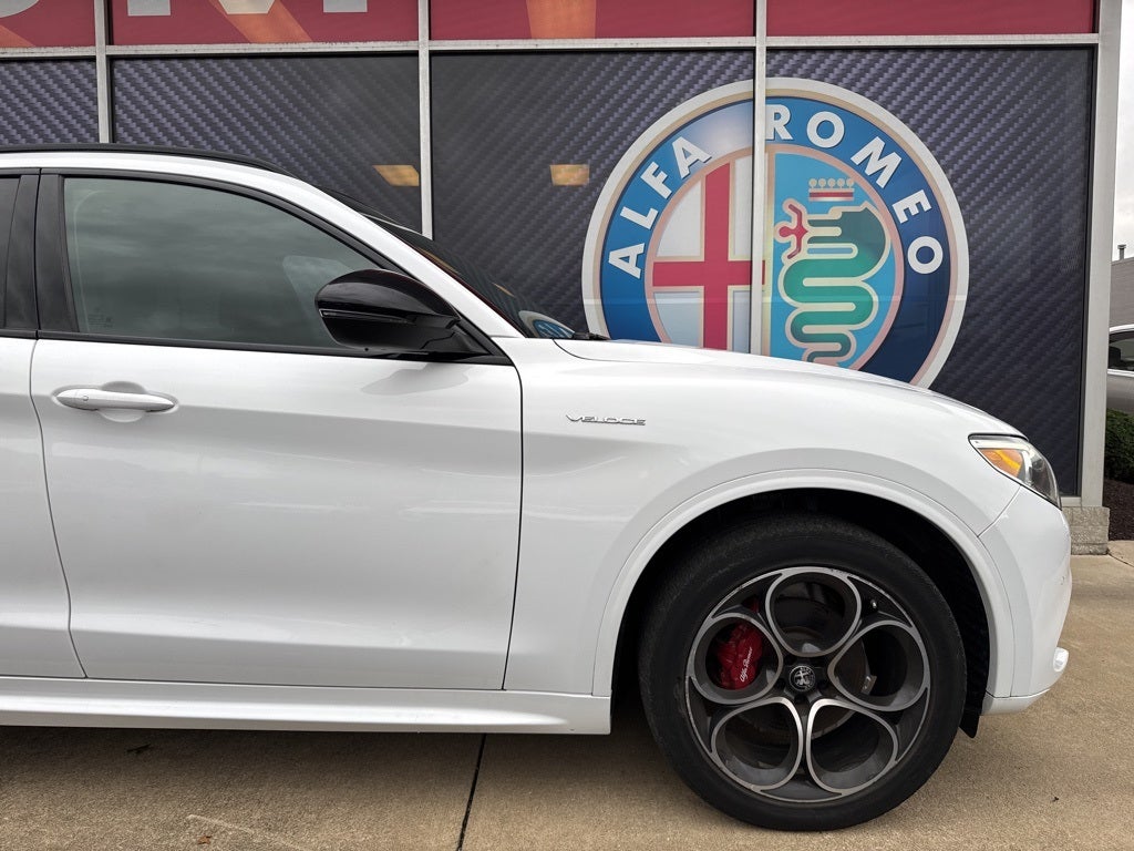 2022 Alfa Romeo Stelvio Veloce