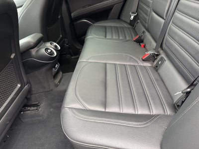 2022 Alfa Romeo Stelvio Veloce