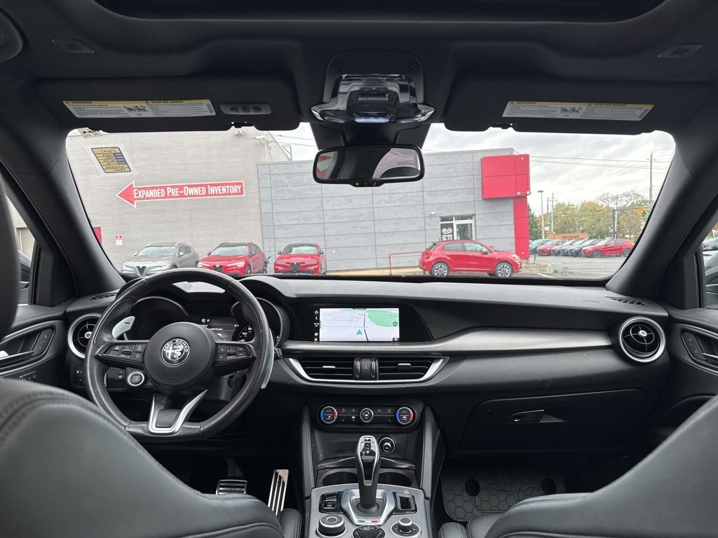 2022 Alfa Romeo Stelvio Veloce