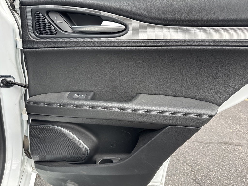 2022 Alfa Romeo Stelvio Veloce