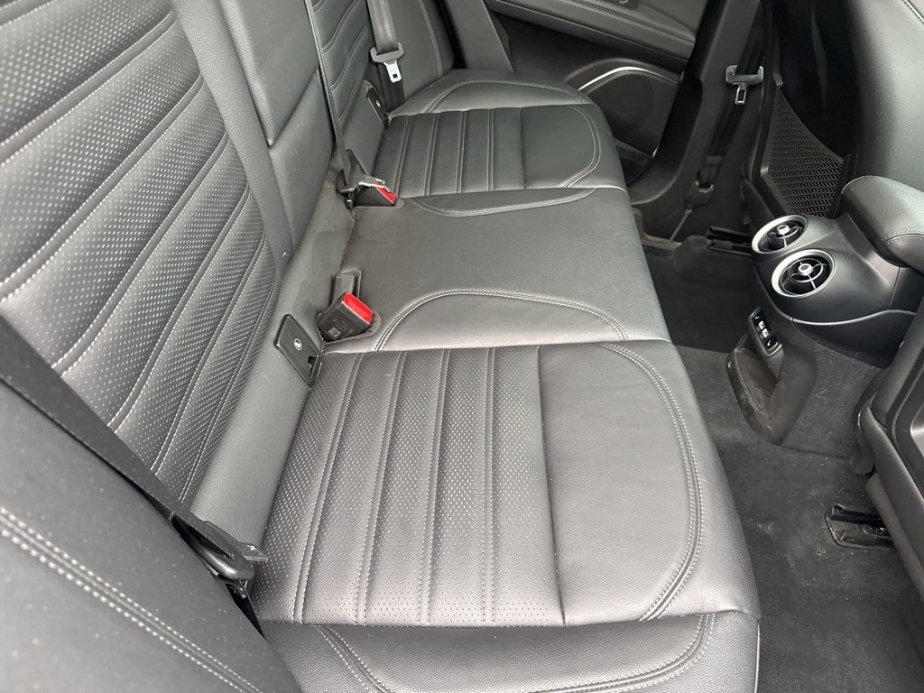 2022 Alfa Romeo Stelvio Veloce