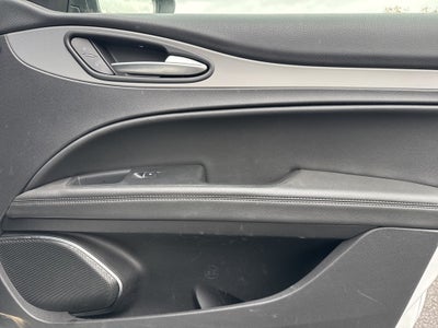 2022 Alfa Romeo Stelvio Veloce