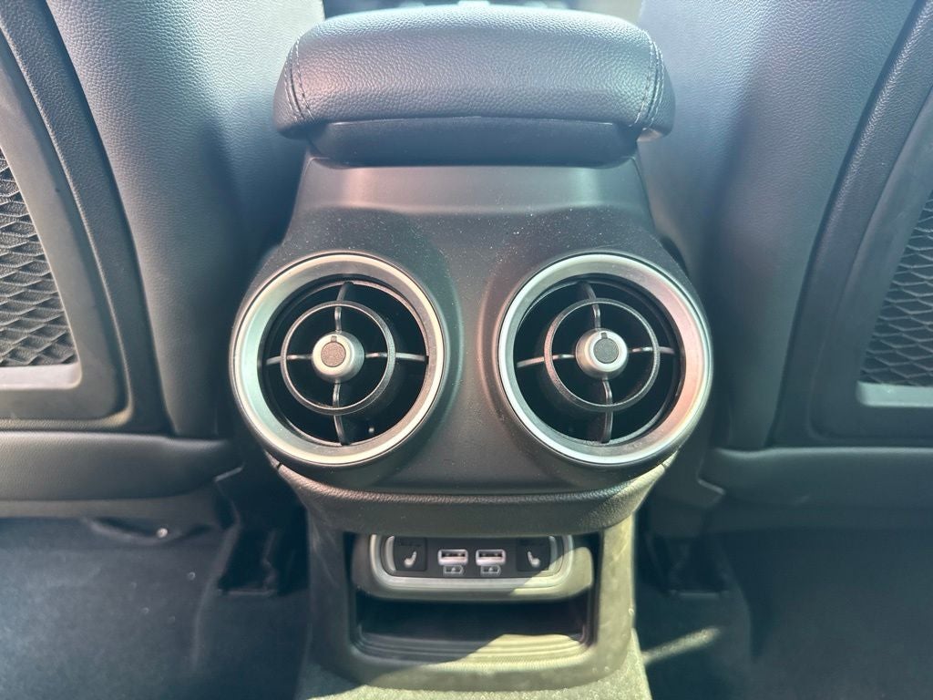 2023 Alfa Romeo Stelvio Veloce