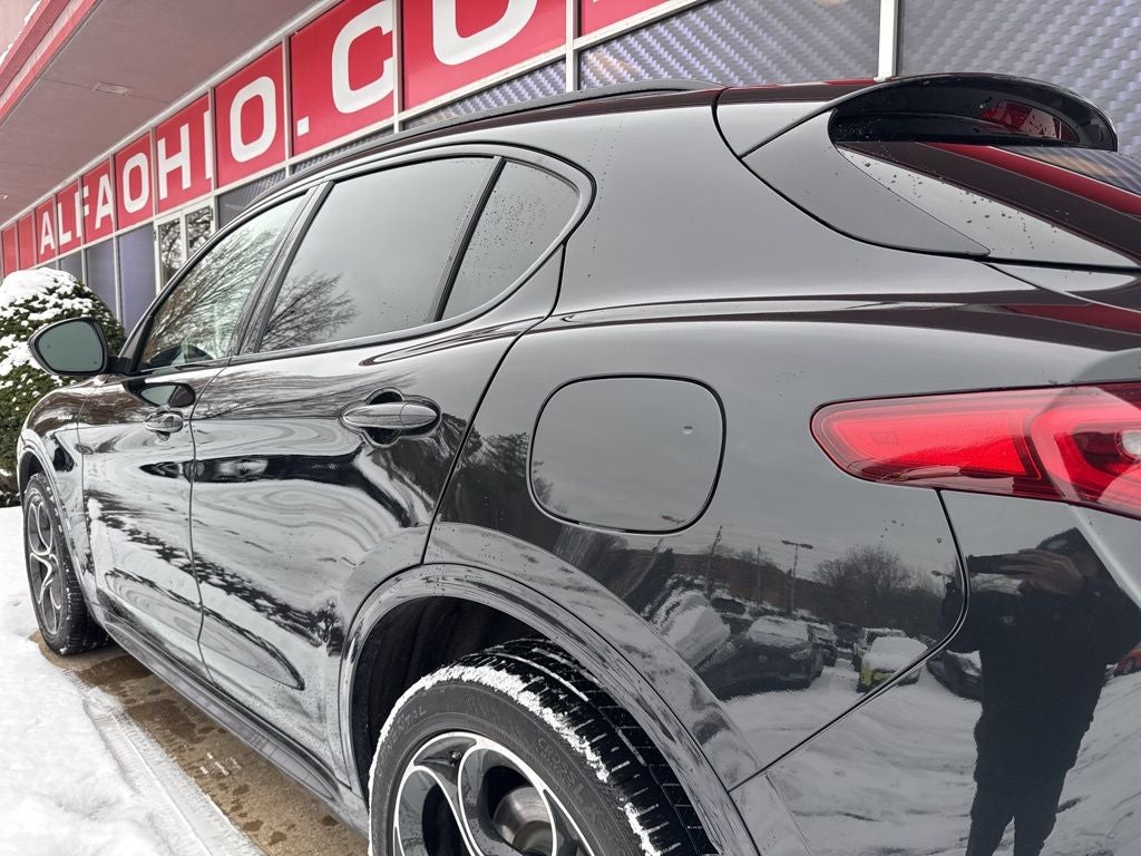 2023 Alfa Romeo Stelvio Veloce