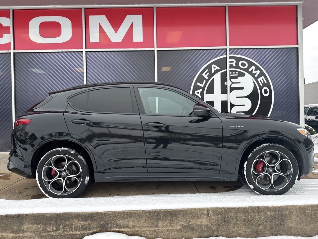 2023 Alfa Romeo Stelvio Veloce