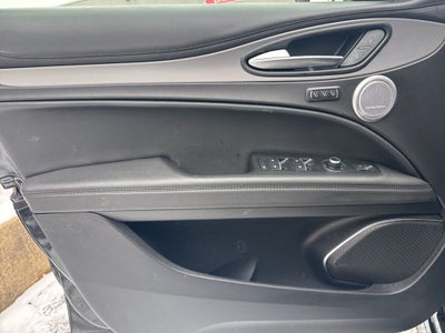 2023 Alfa Romeo Stelvio Veloce