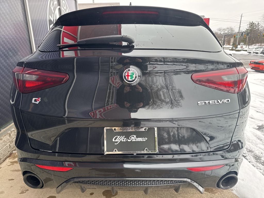 2023 Alfa Romeo Stelvio Veloce