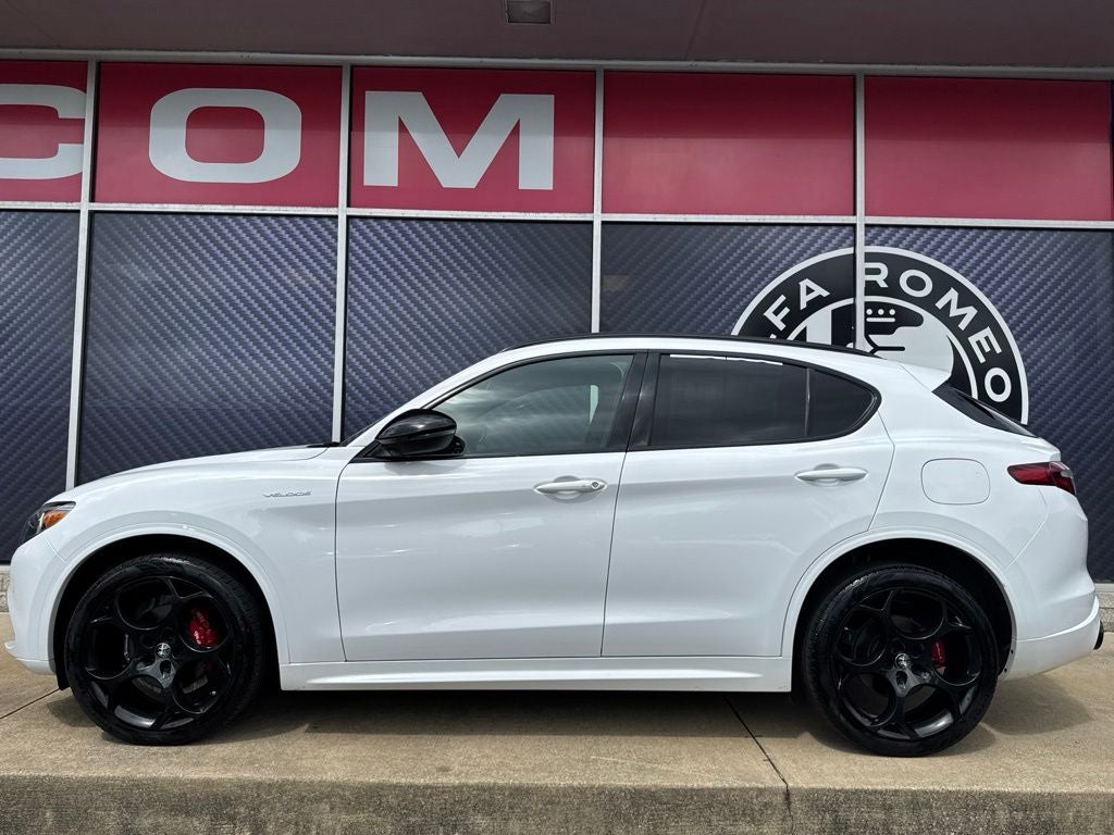 2023 Alfa Romeo Stelvio Veloce