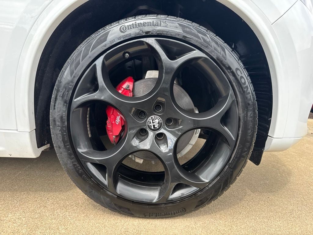 2023 Alfa Romeo Stelvio Veloce