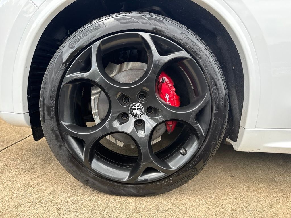 2023 Alfa Romeo Stelvio Veloce